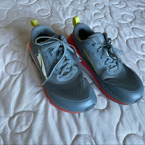 ALTRA running shoes used - Picture 6 of 7